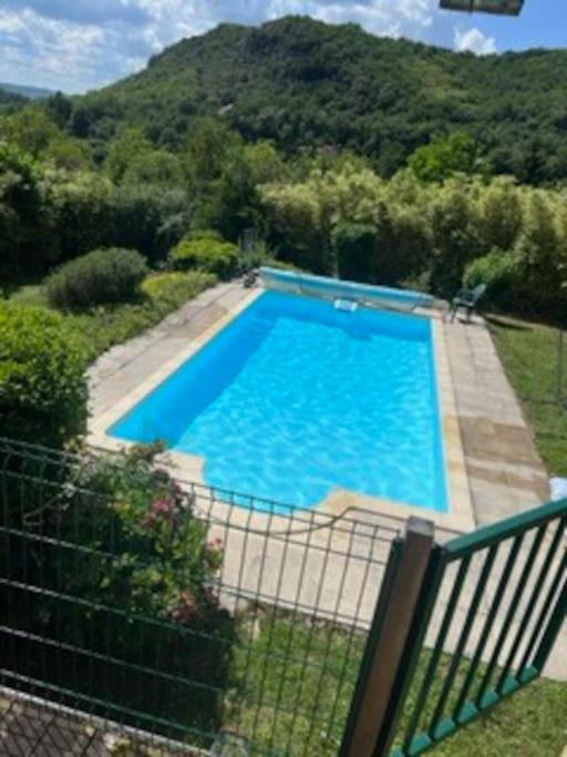 Maison A Vezac 24220 Buitenkant foto